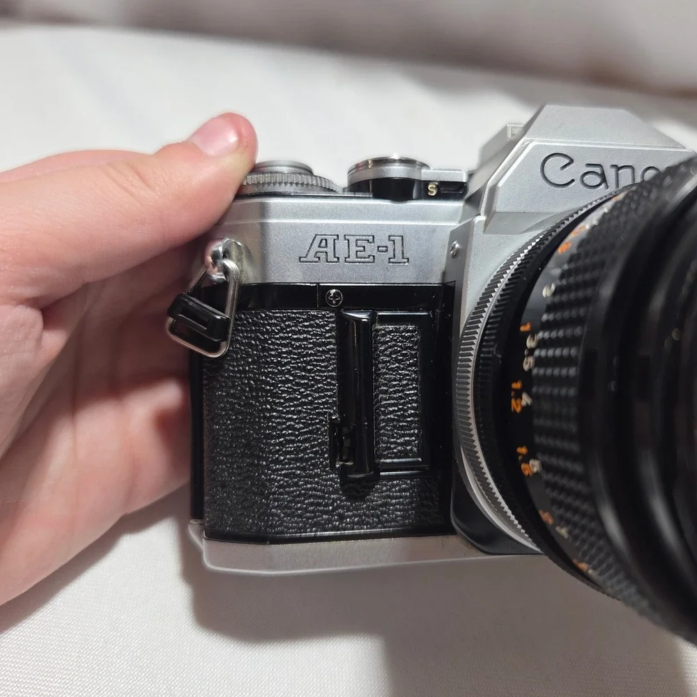 Vintage Canon AE-1 35mm Film Camera w/ Canon FD 50mm f1.4 SSC Lens SLR UNTESTED